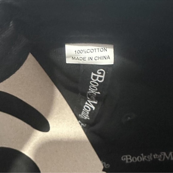 NWT Black Baseball Cap with Embroidered Text - Picture 4 of 4